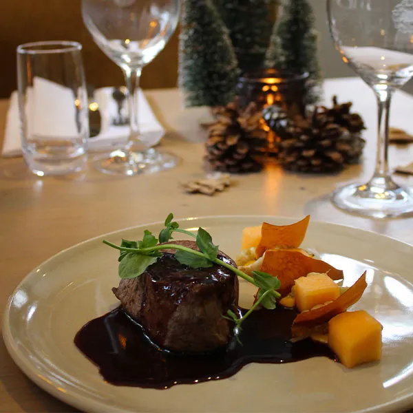 Christmas tournedos at a Christmas table at Restaurant Sophia The Hague