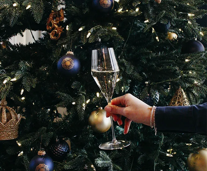 Champagneglas voor de kerstboom van het Carlton Ambassador